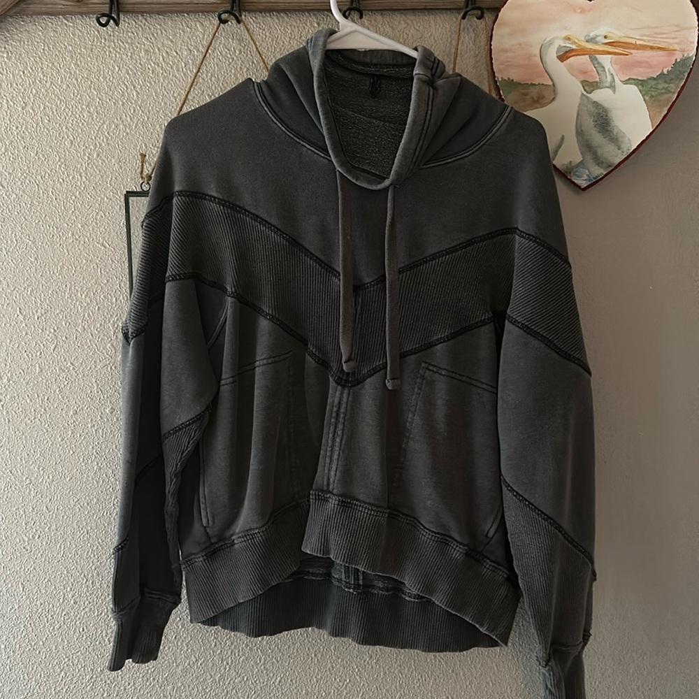 Free People pullover
